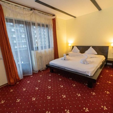 Casa Frent Ξενοδοχείο Predeal Δωμάτιο φωτογραφία